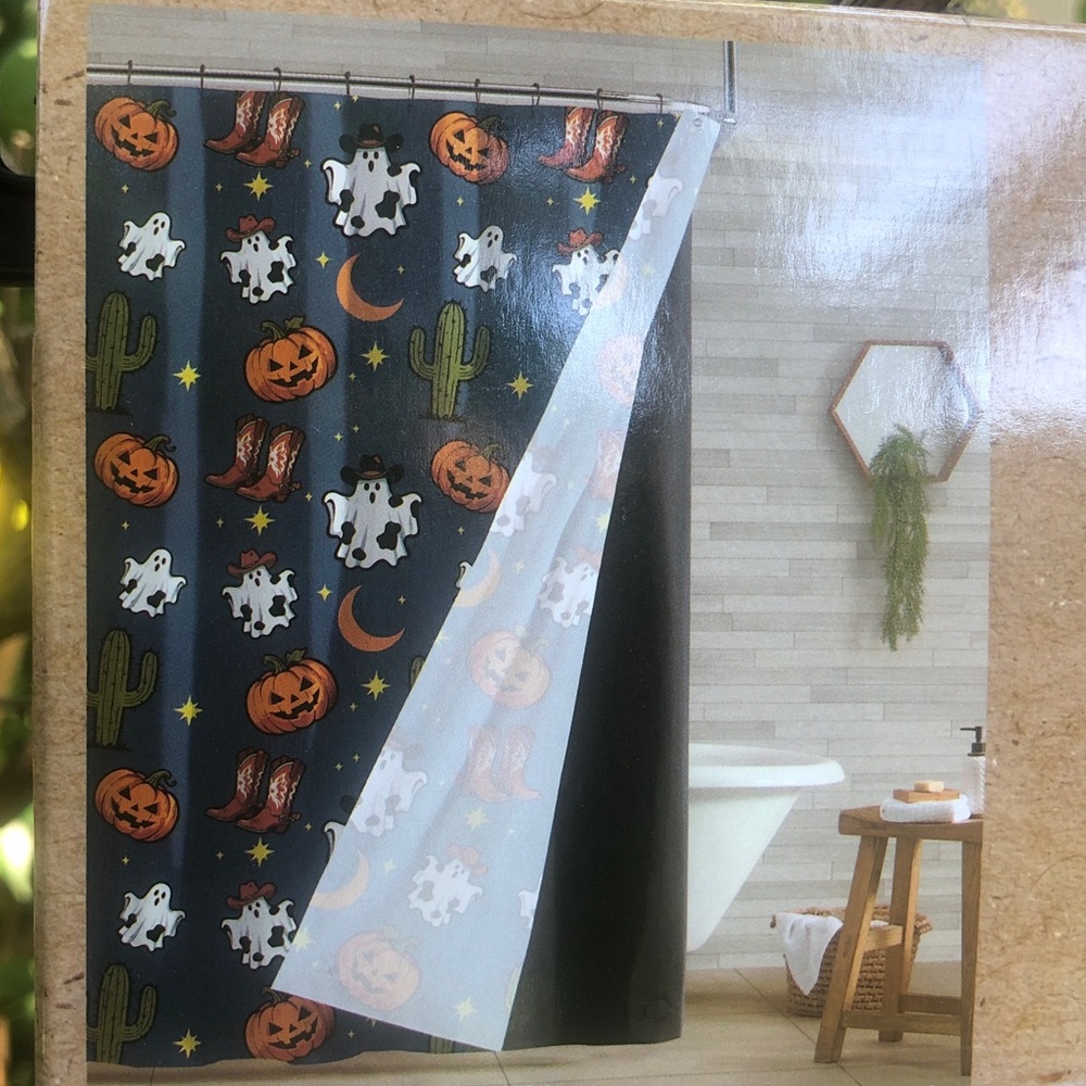 NWT Fall Wrangler Shower Curtain Set - Pumpkins, Cactus, Boots, and Ghosts